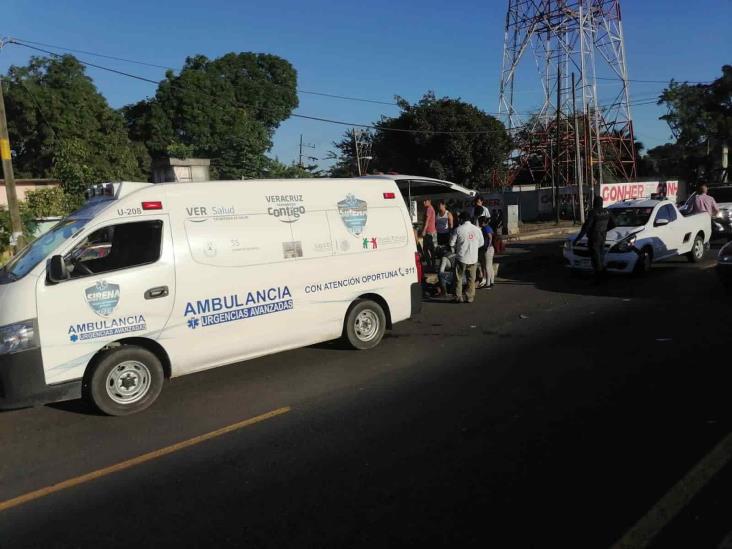 Atropellan a joven que intentaba cruzar avenida en Medellín de Bravo