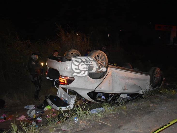 Conductor pierde la vida tras volcadura sobre la Transístmica