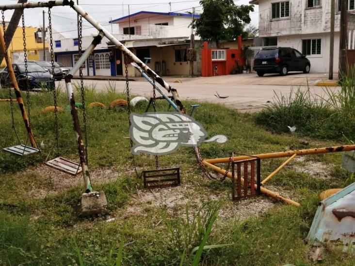 En el abandono, parque de la colonia Vistalmar de Coatzacoalcos