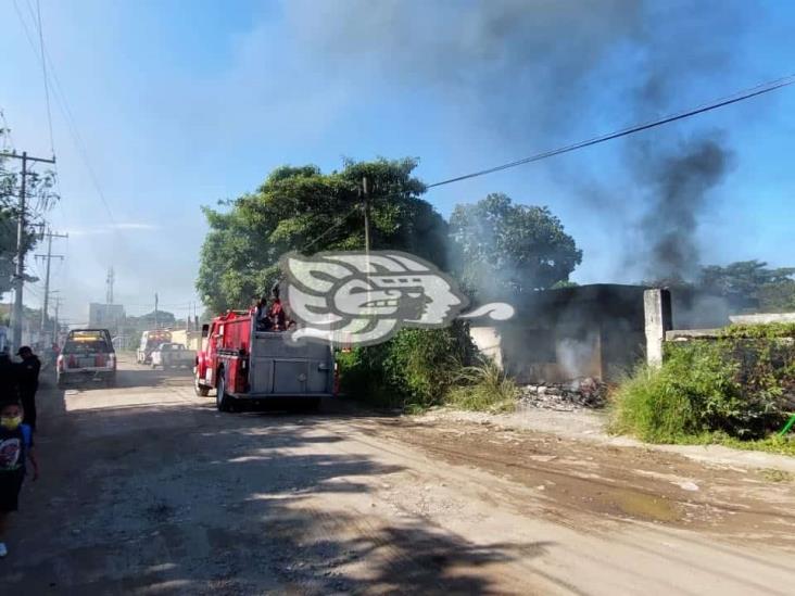 Se registra incendio al interior de vivienda abandonada en colonia de Veracruz