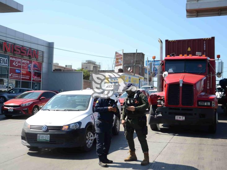 Aparatosa carambola de seis vehículos en la autopista Cardel-Veracruz