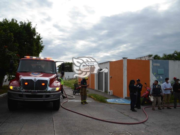 Se incendia vivienda en fraccionamiento Lagos de Puente Moreno