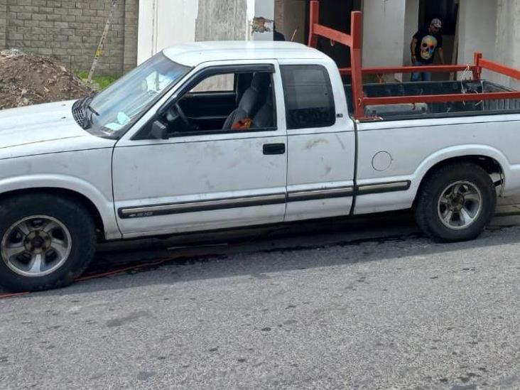 Denuncian robo de camioneta en fraccionamiento de Córdoba