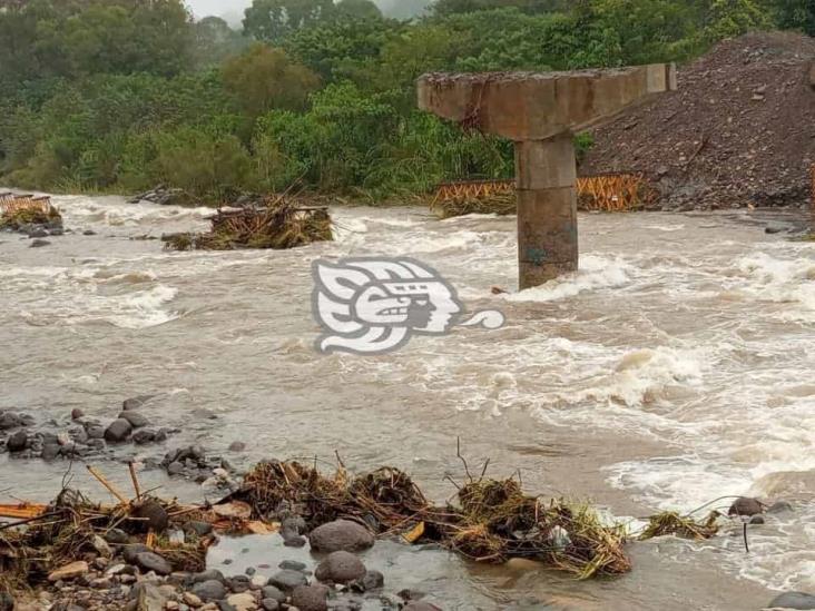 Frente Frío 10 dejó inundaciones y caminos destrozados en Misantla