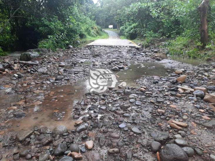 Frente Frío 10 dejó inundaciones y caminos destrozados en Misantla