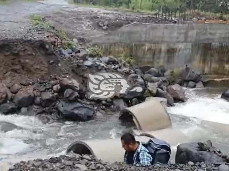 Frente Frío 10 dejó inundaciones y caminos destrozados en Misantla