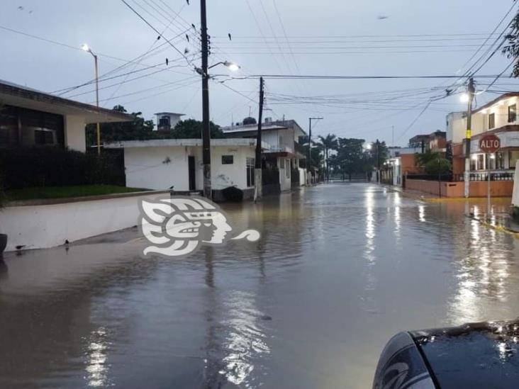 Lluvias desbordan el río Bobos; colonias de San Rafael se encuentran inundadas
