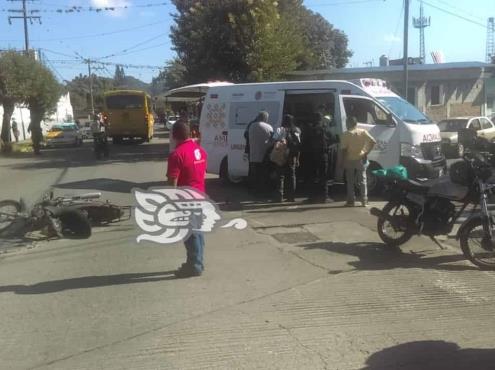 Chocan motociclistas en calles de Córdoba; hay dos lesionados