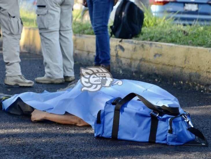 Choque entre motociclista y auto, deja un muerto en la Paso del Toro-Boca del Río