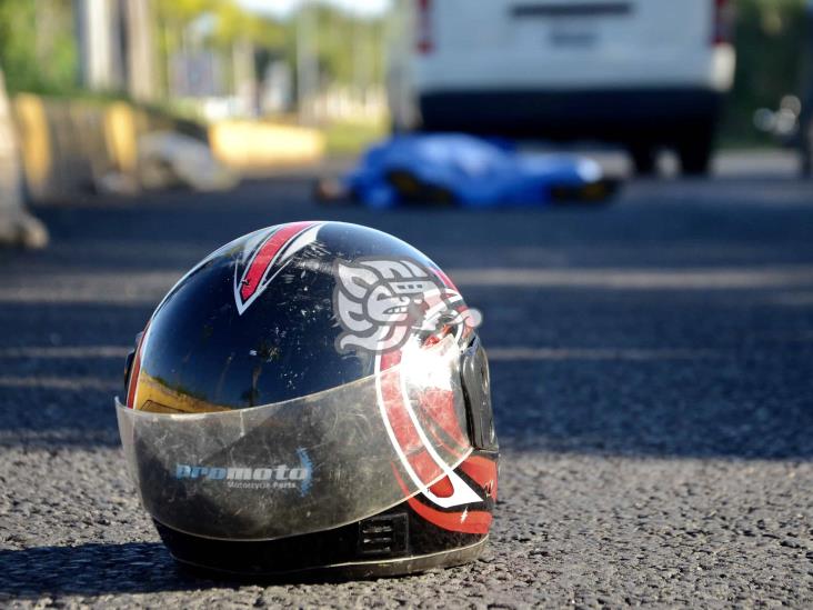 Choque entre motociclista y auto, deja un muerto en la Paso del Toro-Boca del Río