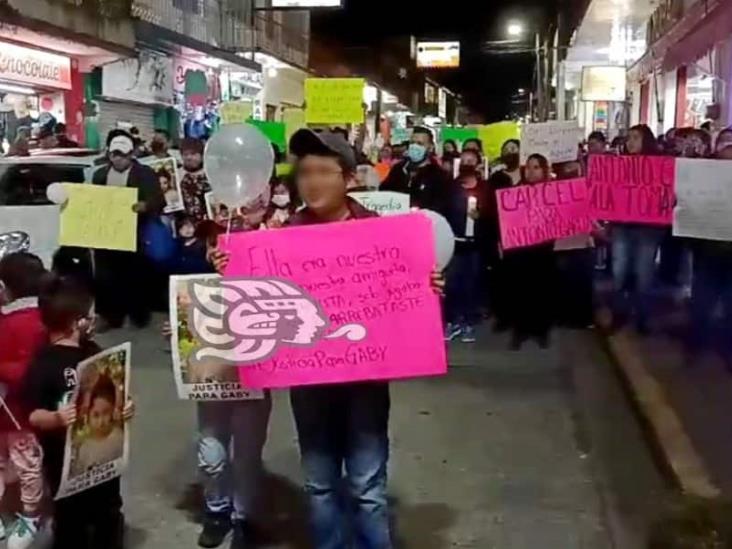 Justicia para Gaby; protestan en Huatusco por liberación de ex diputado