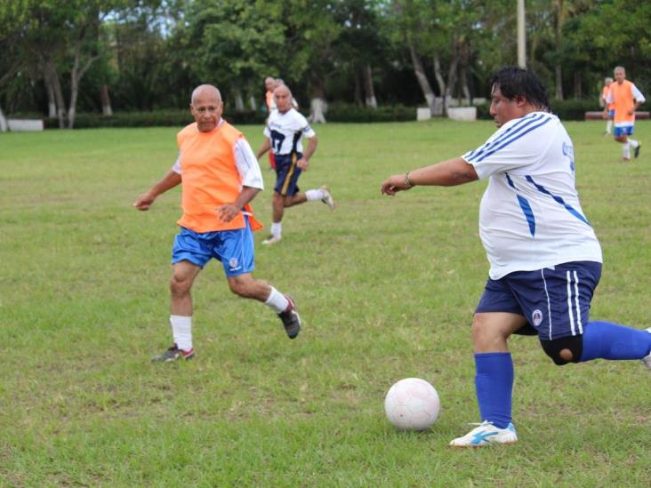 Anuncian Torneo Navideño de Veteranos