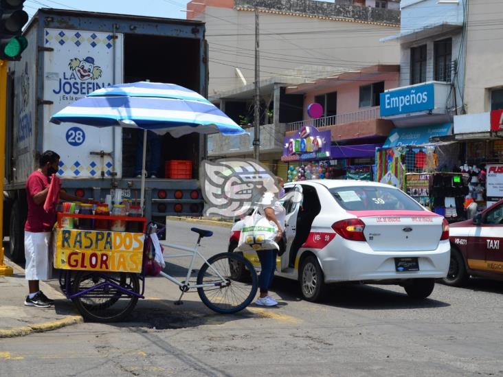 Taxistas, confiados en que cuarta ola de COVID no afecte el sector