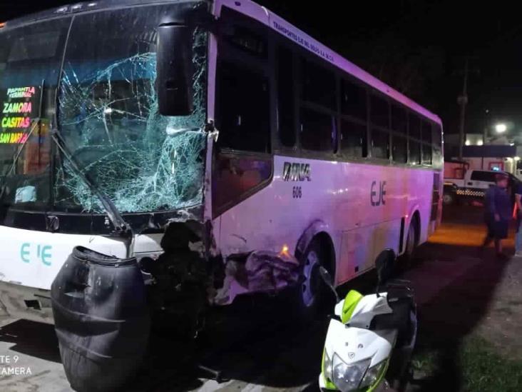 Fuerte percance deja una persona prensada en Martinez de la Torre