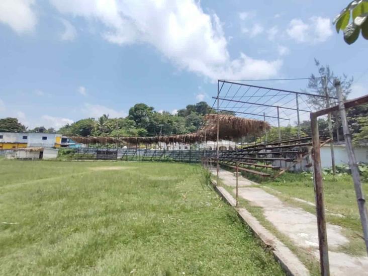 Pasa a manos del ayuntamiento de Moloacán campo de béisbol 18 de marzo