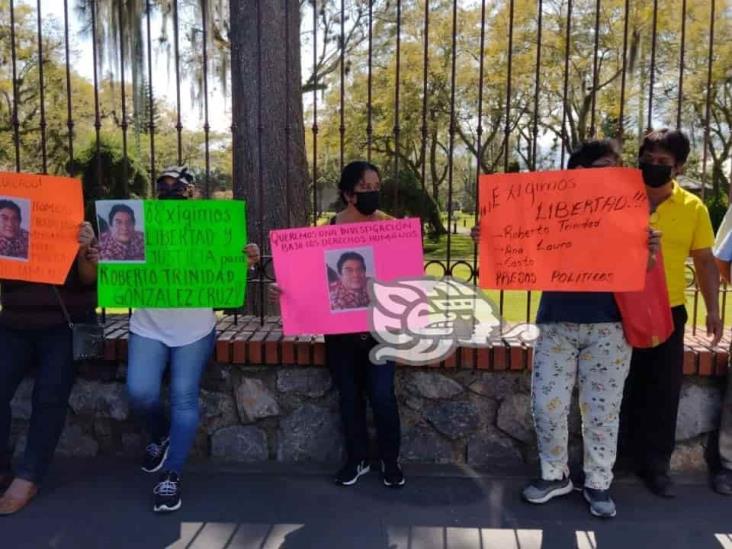 Exigen liberación de implicado en asesinato de reportero Jacinto Romero Flores