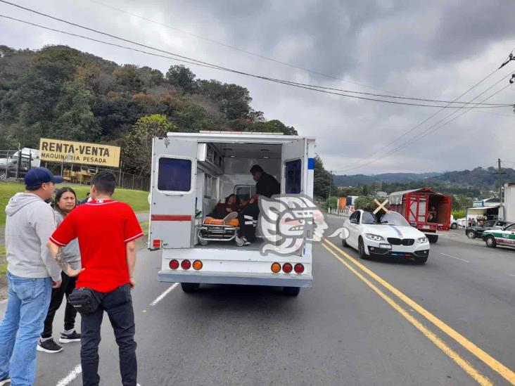 Un lesionado deja choque de autos en la Xalapa-Perote, a la altura de El Rosario