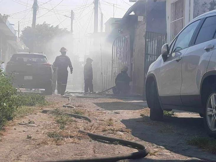 Se incendia vivienda en colonia Las Brisas