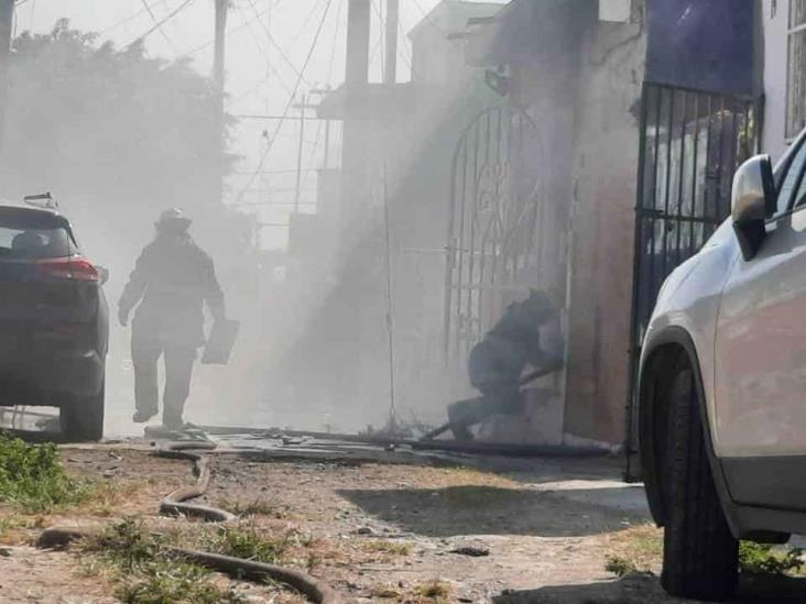 Se incendia vivienda en colonia Las Brisas