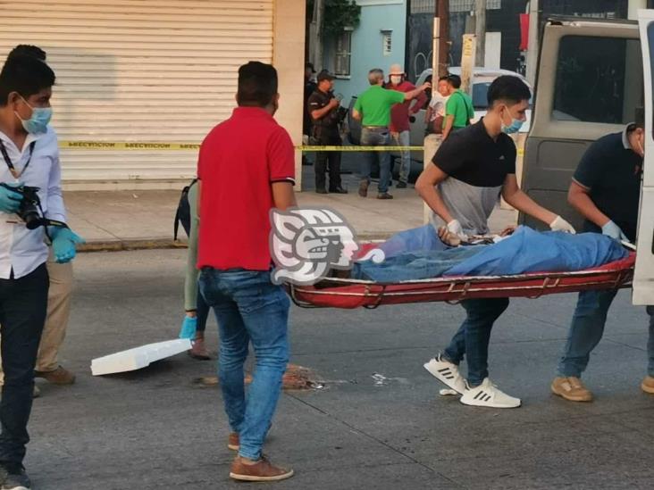Muere atropellado por un autobús en la avenida Allende