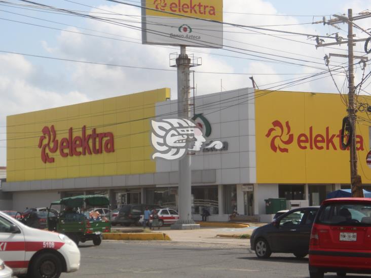 Asaltan tienda departamental en avenida UV de Coatzacoalcos