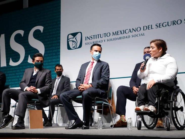 Entregan Premio Estatal del Deporte IMSS 2021 a atletas destacados