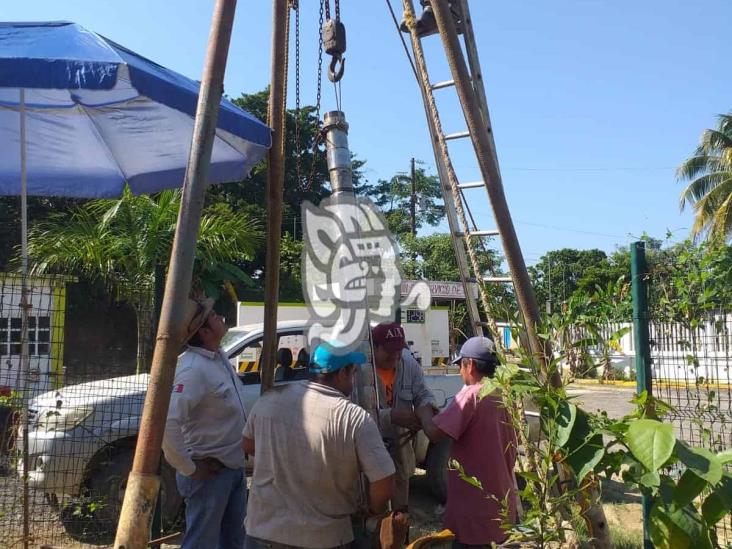 Distribución de agua potable, dolor de cabeza para autoridades salientes de Moloacán