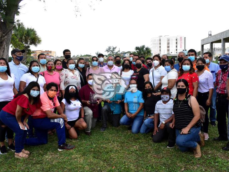 Mujeres aprenden defensa personal ante incesante violencia 