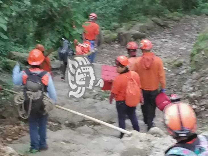 Recuperan restos en cascada de Texolo; serían de Estrella Guadalupe