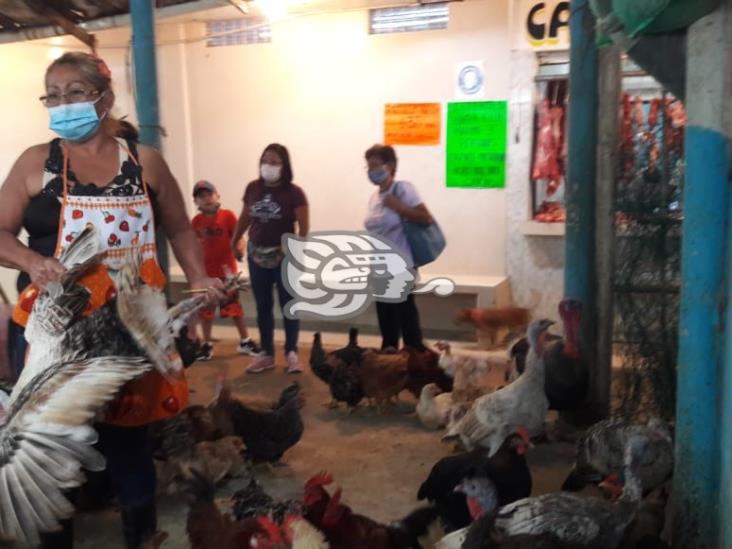 No hay demanda de pavos, lamenta comerciante en Minatitlán