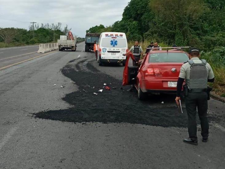 Conductora pierde la vida tras chocar con camión de volteo