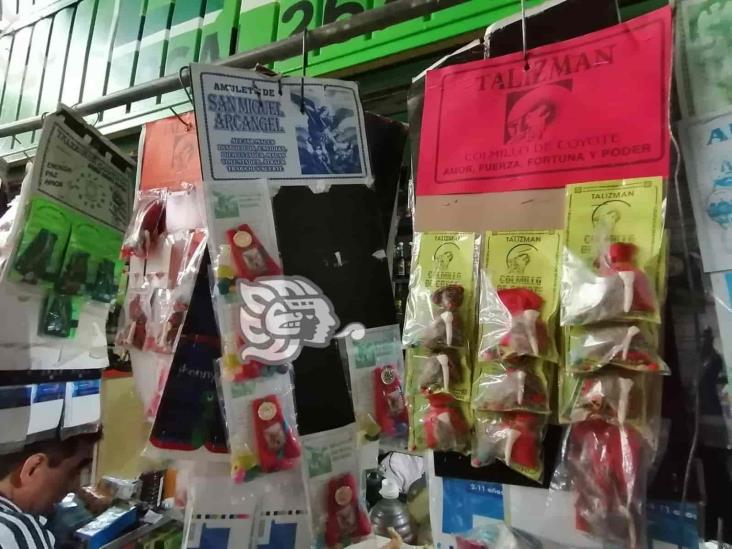 Por inicio de año, orizabeños compran artículos para rituales de amor y fortuna