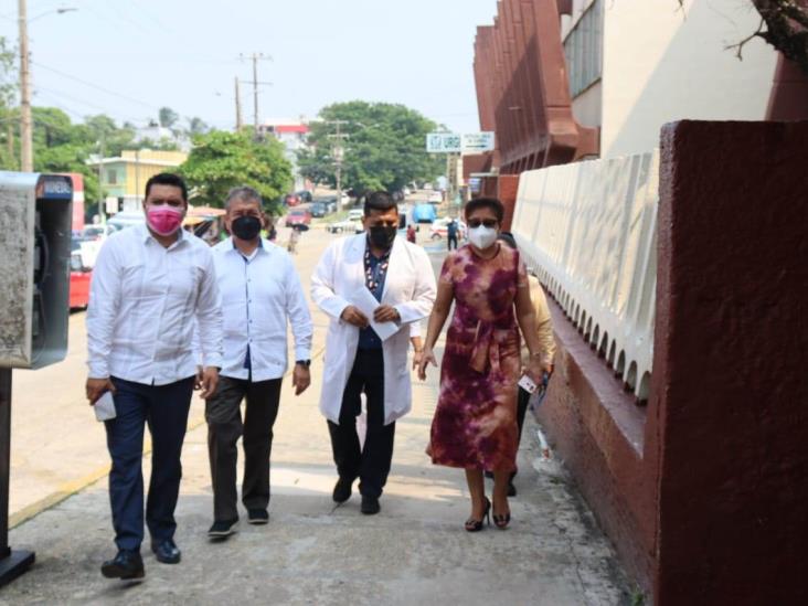 Supervisa titular del IMSS Veracruz Sur funcionamiento de Unidades Médicas