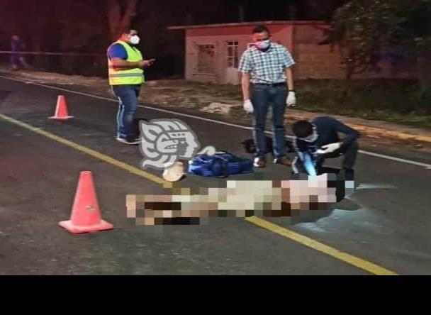 Camioneta ‘fantasma’ atropella y mata a hombre en Misantla