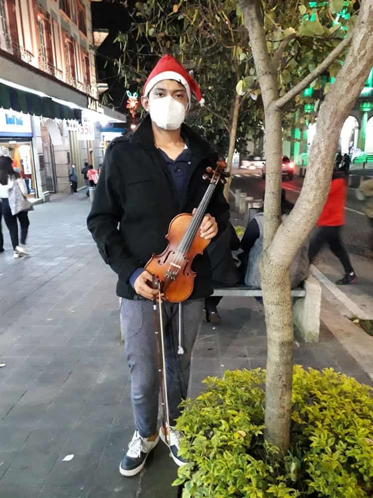 ¡Hermanos prodigio! Los violinistas Adriel, Yaretzi y Yaltzin cautivan a xalapeños