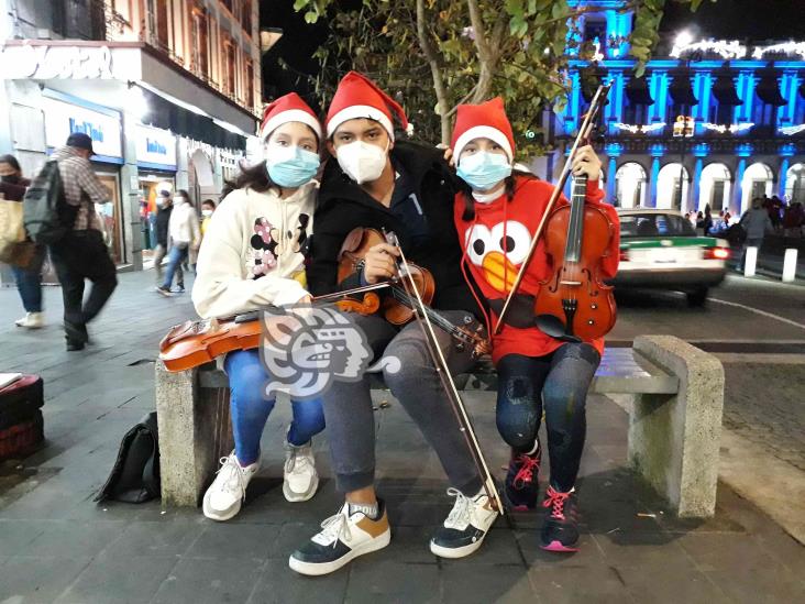 ¡Hermanos prodigio! Los violinistas Adriel, Yaretzi y Yaltzin cautivan a xalapeños