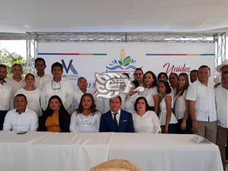 Víctor Morales rinde protesta como alcalde de Jamapa