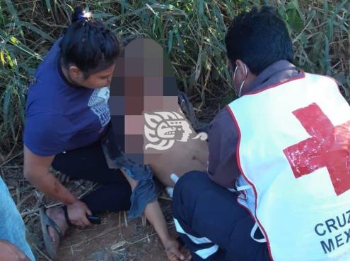 Comerciante derrapó en motocicleta en la zona rural de Acayucan