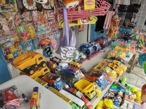 Comerciantes de Moloacán esperan que los Reyes Magos dejen buenas ventas 