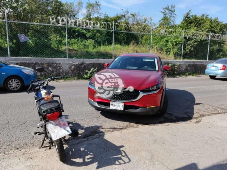 Choque deja una persona lesionada en calles de Veracruz