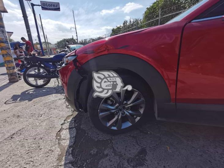 Choque deja una persona lesionada en calles de Veracruz