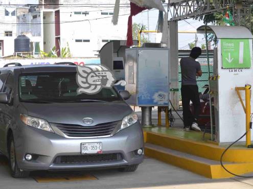 Prevén que 1.2 millones de vehículos cumplan con verificación en Veracruz