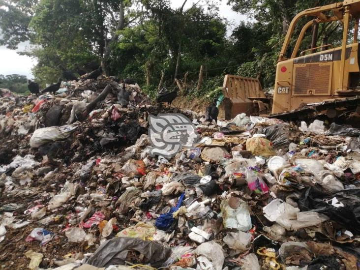 Gobierno saliente bloqueó basurero por saboteo, acusa alcaldesa de Sayula