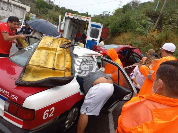 Choque en carretera de Alvarado deja una persona herida