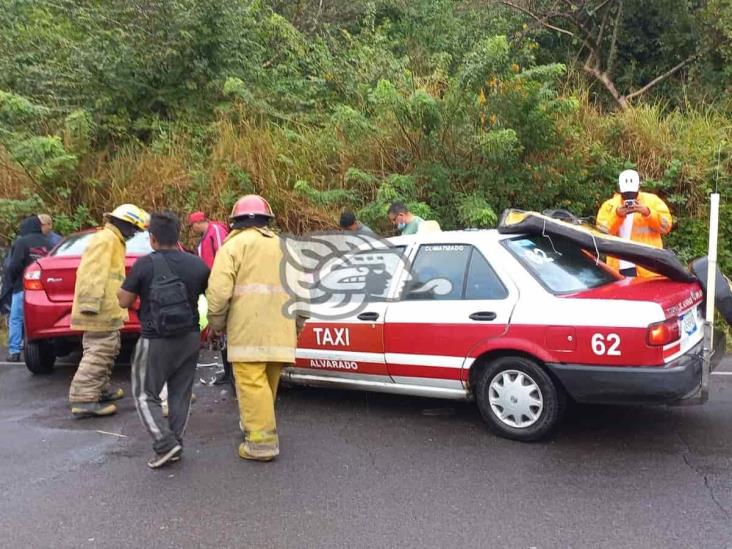 Choque en carretera de Alvarado deja una persona herida