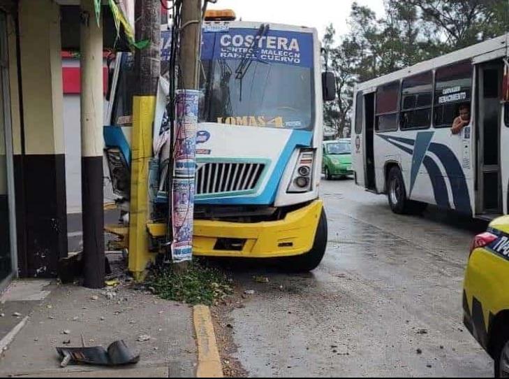 Se registran tres percances tras lluvia en Veracruz