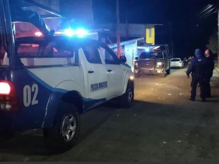 Ex policia de Huatusco apuñala a mujer tras intentar cortarle el pene