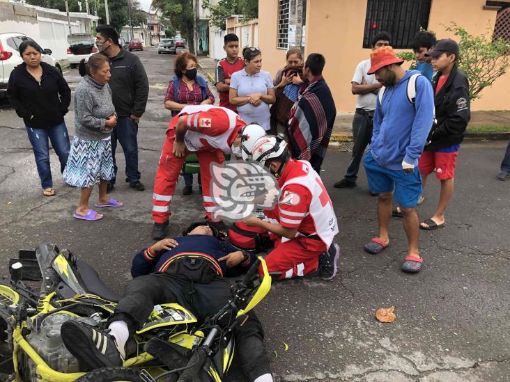 Joven repartidor resulta lesionado tras accidente