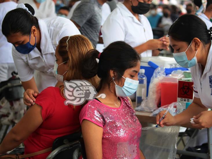 Vacunarán a 18 mil trabajadores de la educación en el Itesco