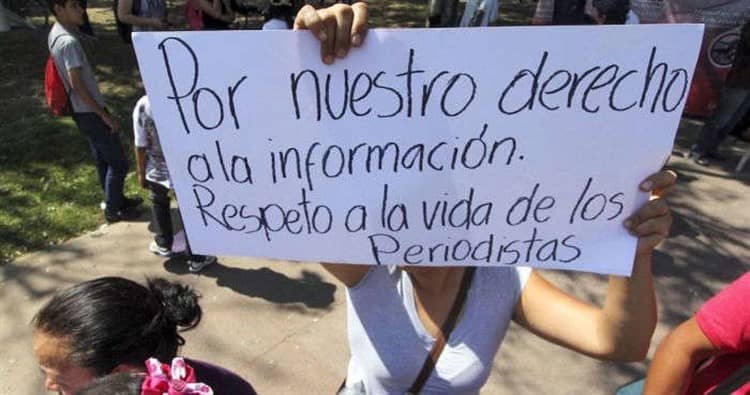 Un reportero no debe temer desnudar a narcopolítica: Ravelo, ante posible exilio